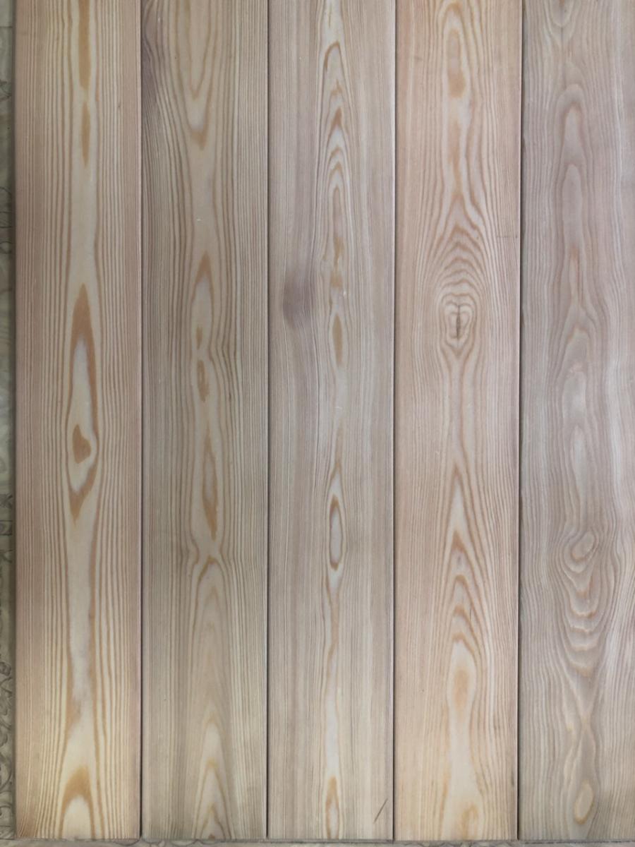 Паркетная доска из лиственницы отборная Паркетная доска из лиственницы отборная