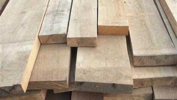 Обрезная доска из бука