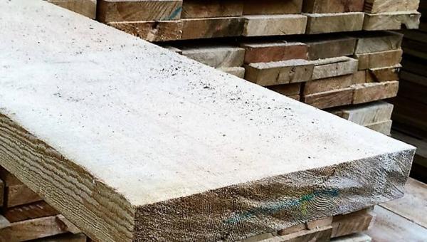 Обрезная доска лиственница 50х300