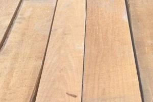 Обрезная доска из ольхи