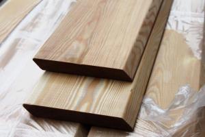 Косой планкен 20х190 из лиственницы 