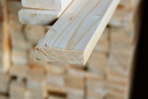 Строганный брусок 15х50