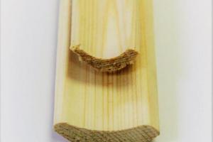 Внутренний деревянный уголок Плинтус "лодочка" деревянный